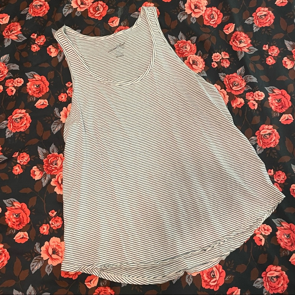 Stripe tank